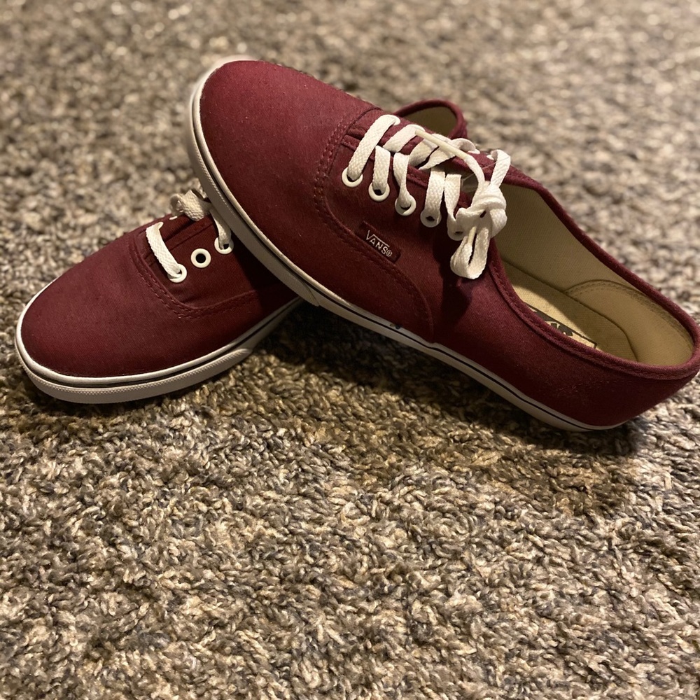 WOMENS VANS
